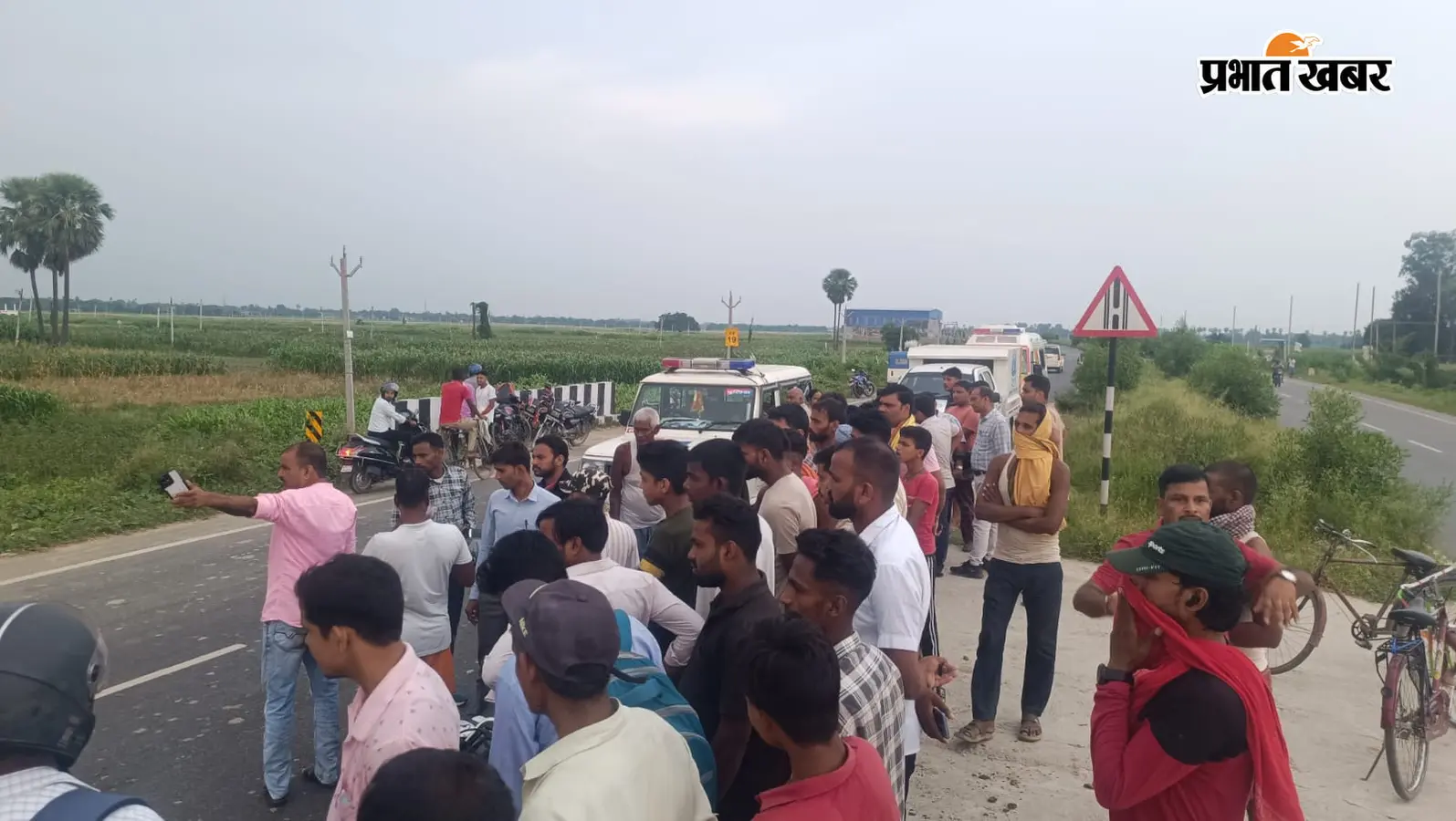 छपरा-हाजीपुर फोरलेन पर दर्दनाक हादसा, तेज रफ्तार डंपर ने दो लोगों को कुचला; एक की मौत, दूसरा गंभीर