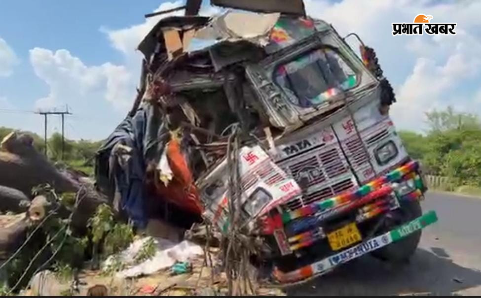 एनएच-75 पर आम के पेड़ से टकराया चावल लदा ट्रक, चालक की मौत, खलासी घायल | Prabhat Khabar Network