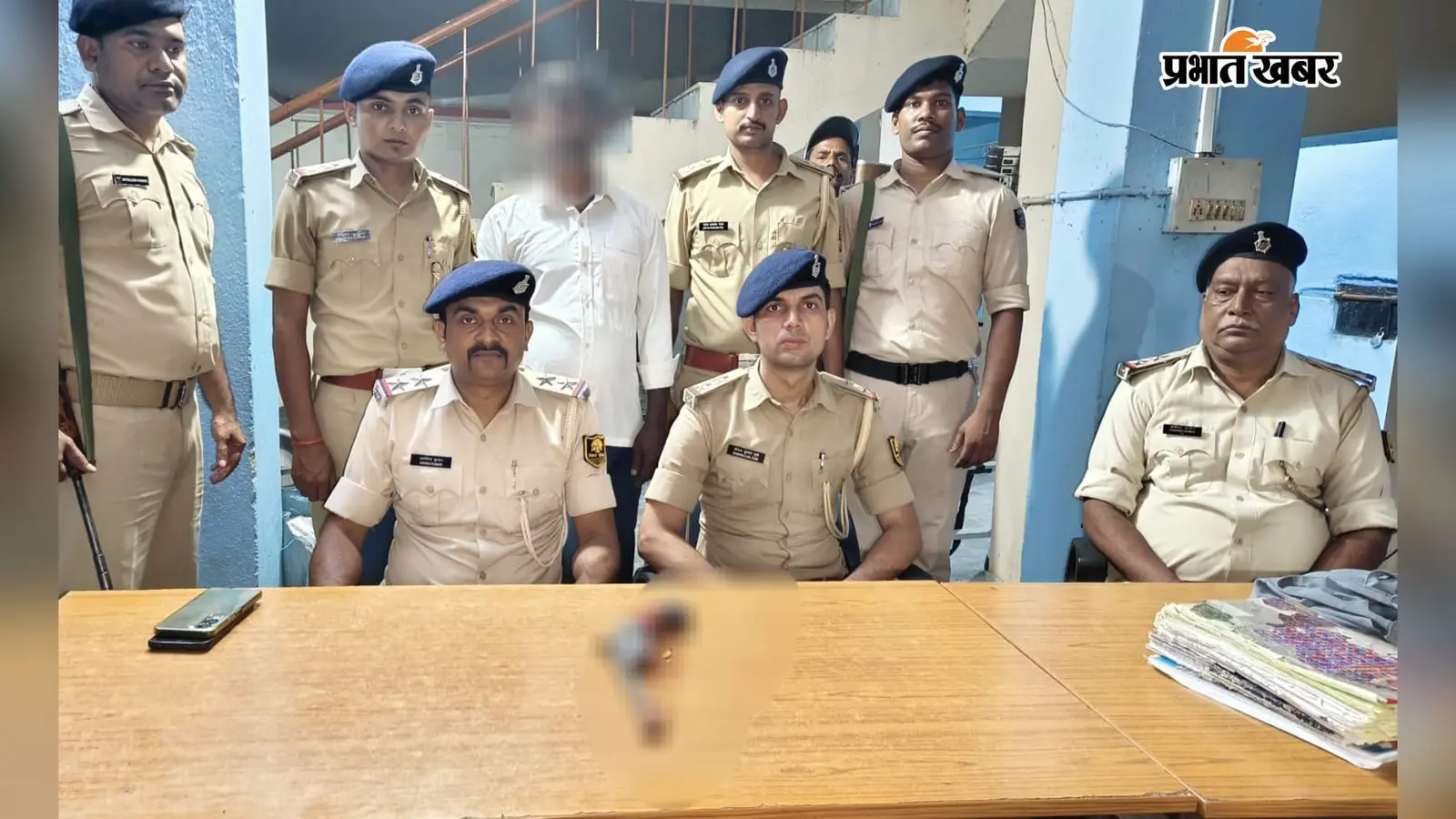 नूरसराय के भखरी गांव में पुलिस की छापेमारी, घर से देसी कट्टा बरामद, 45 वर्षीय युवक गिरफ्तार