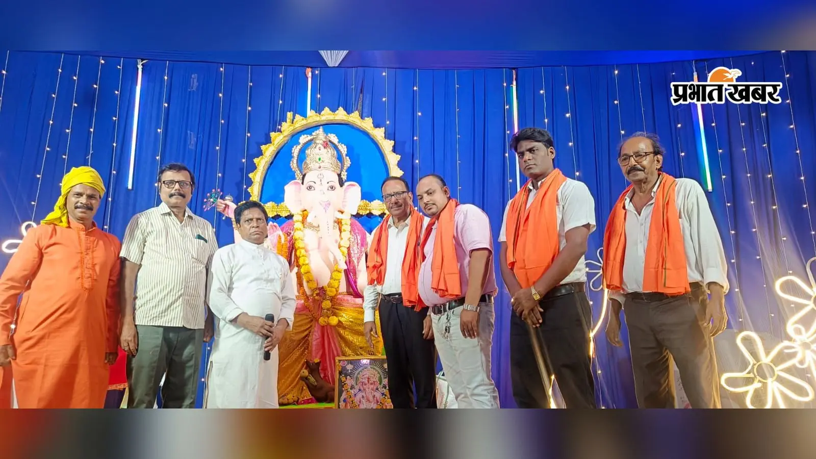 आरा में गणेश महोत्सव में उमड़ा आस्था का सैलाब, बप्पा के दर्शन को पटना तक से पहुंचे श्रद्धालु