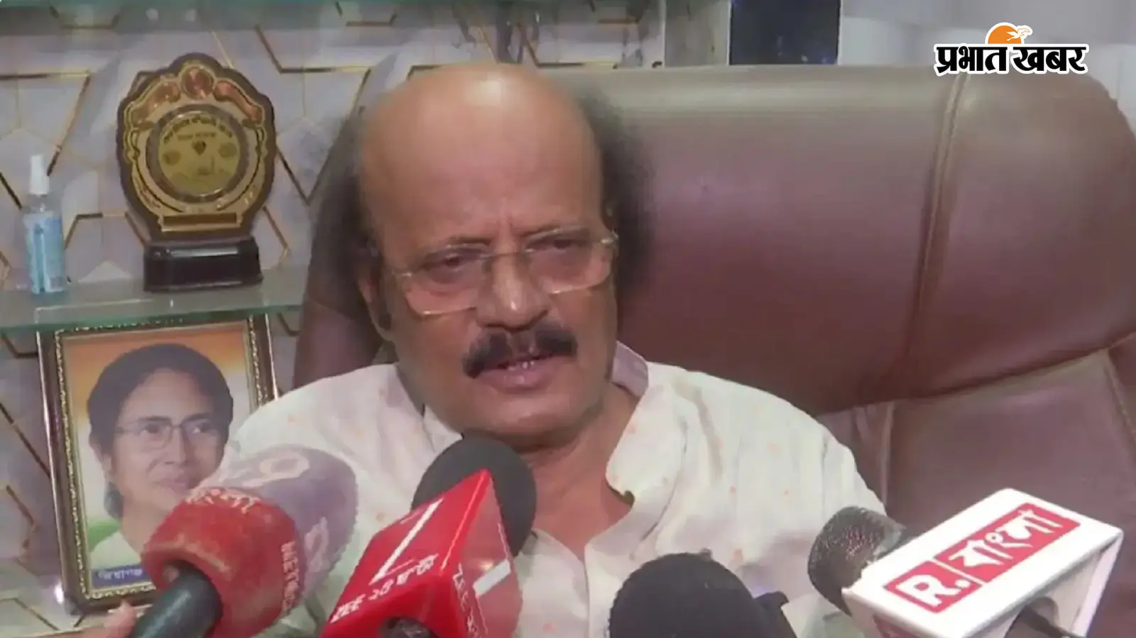 रेजिनगर उपचुनाव: सुबह रबीउल ने छोड़ी दावेदारी, दोपहर में ले लिया यू-टर्न, ममता बनर्जी के एक फोन ने कैसे बदली पूरी बाजी?