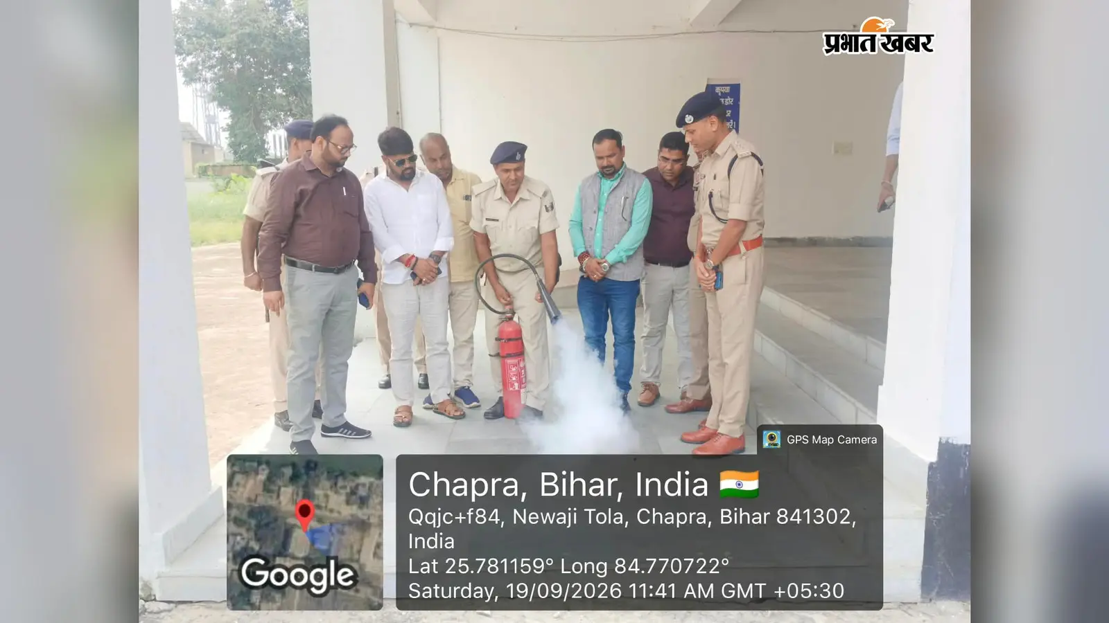 छपरा EVM वेयरहाउस में फायर फाइटिंग प्रशिक्षण, सुरक्षा कर्मियों को सिखाये गये अग्निशमन यंत्र चलाने के तरीके