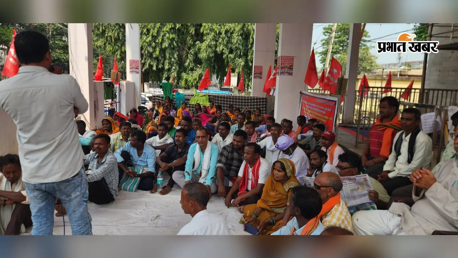 जमुई के चंद्रमंडीह में थानाध्यक्ष के खिलाफ छठे दिन भी धरना, आंदोलन तेज करने की चेतावनी