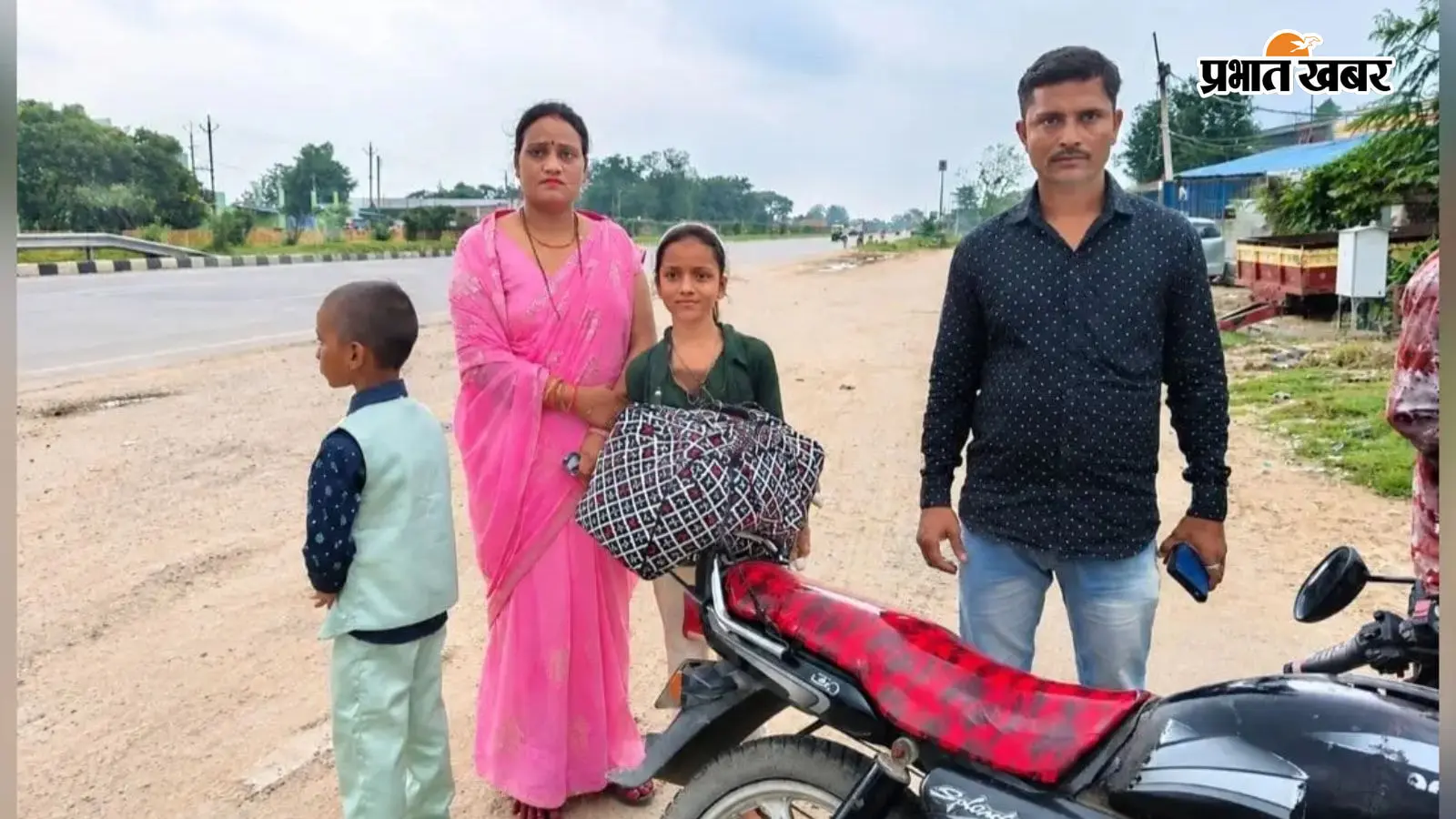 कुदरा में बाइक सवार दंपती से पर्स झपटकर फरार हुए अपराधी, पांच हजार रुपये और जरूरी दस्तावेज थे