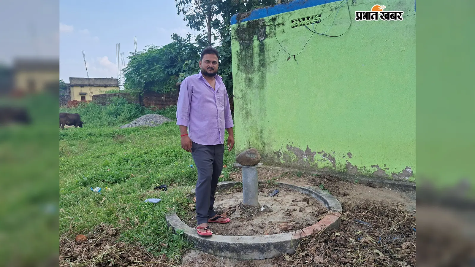 चांदडीह में बूंद-बूंद पानी को तरसे ग्रामीण, सभी 6 चापाकल खराब होने से दूषित पानी पीने की मजबूरी