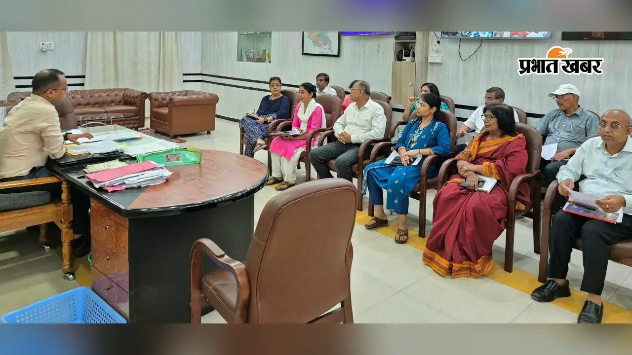 सारण: बाल संरक्षण को लेकर डीएम ने की समीक्षा, बच्चों की शिक्षा से स्वास्थ्य तक के लिए दिये निर्देश