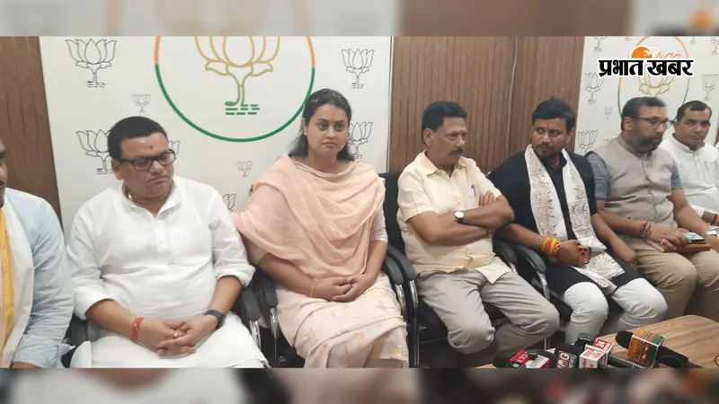 WATCH VIDEO : औरंगाबाद में सेवा संकल्प अभियान की तैयारी, संडा में होगा सेवा यात्रियों का स्वागत; बारुण में स्वास्थ्य शिविर