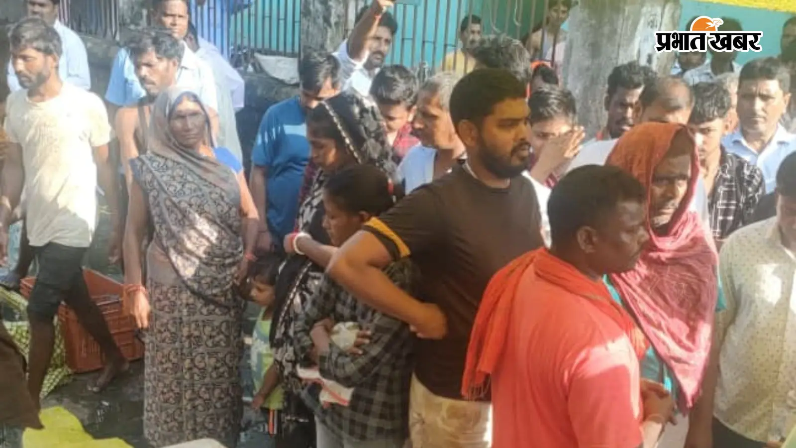 नोखा में खुले में मांस-मछली की बिक्री पर सख्ती, बिना लाइसेंस कारोबार पर दुकान सील करने की चेतावनी