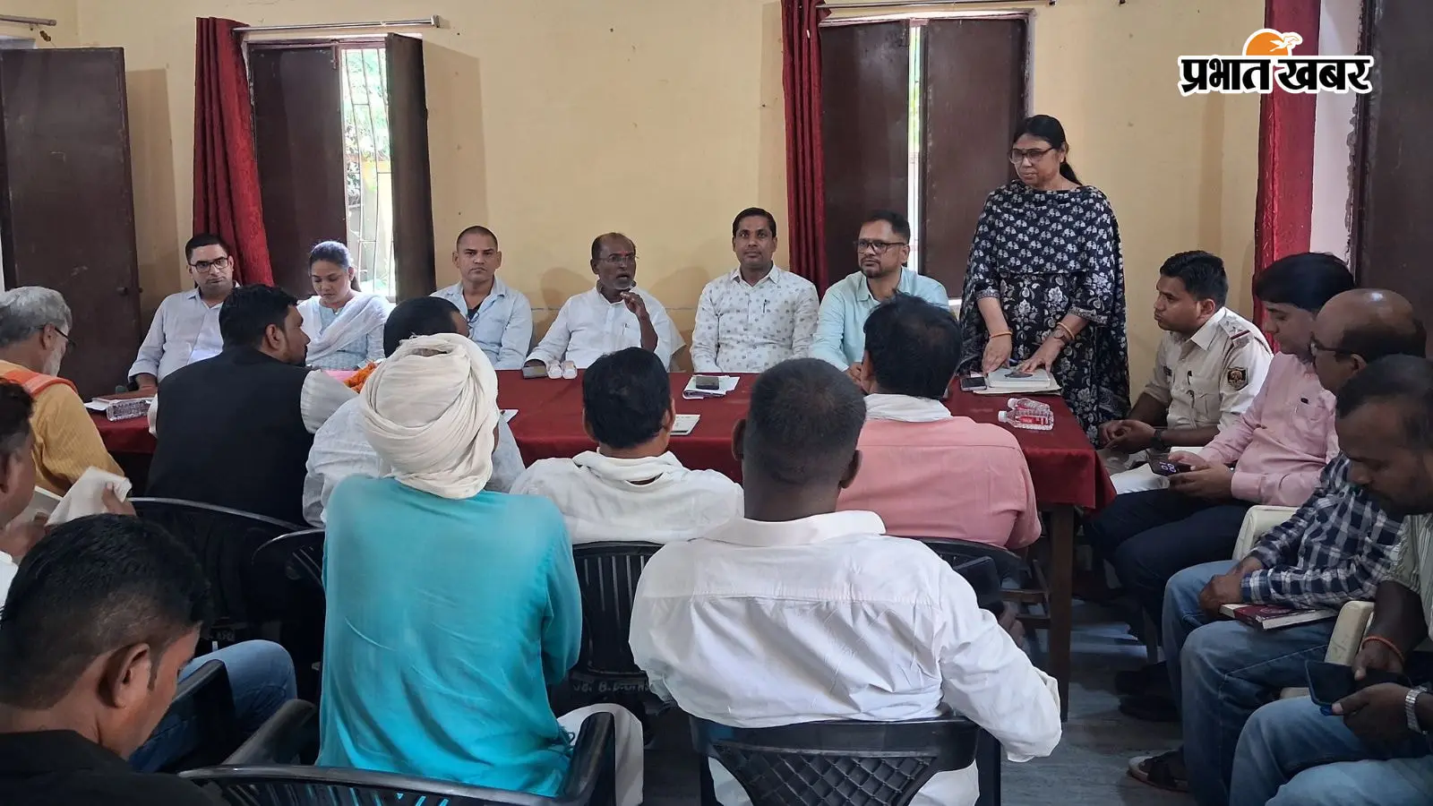 नासरीगंज में बीस सूत्री समिति की बैठक, राशन कार्ड से लेकर बिजली और खाद की समस्याएं उठीं