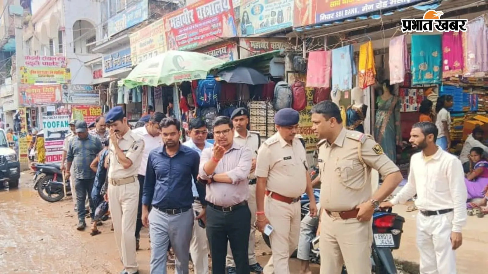 मसौढ़ी में जाम पर एक्शन: सड़क पर उतरे एसडीओ, पीएचसी के पीछे बनेगा वेंडिंग जोन; अतिक्रमणकारियों को सख्त चेतावनी