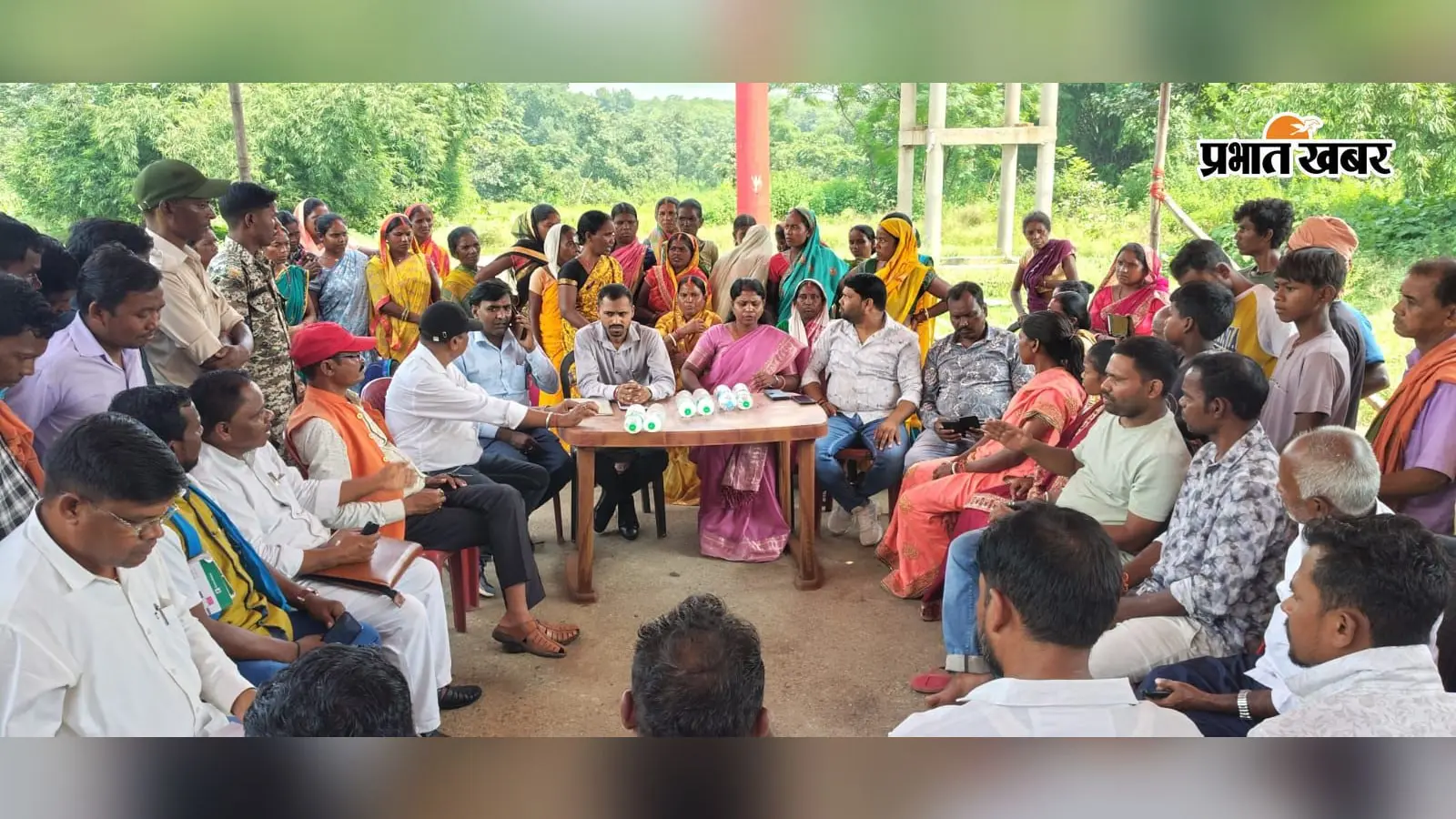 पैंकी में बस स्टैंड के लिए अंचल का शिविर, ग्रामीणों ने प्रस्तावित स्थल बदलने की मांग की
