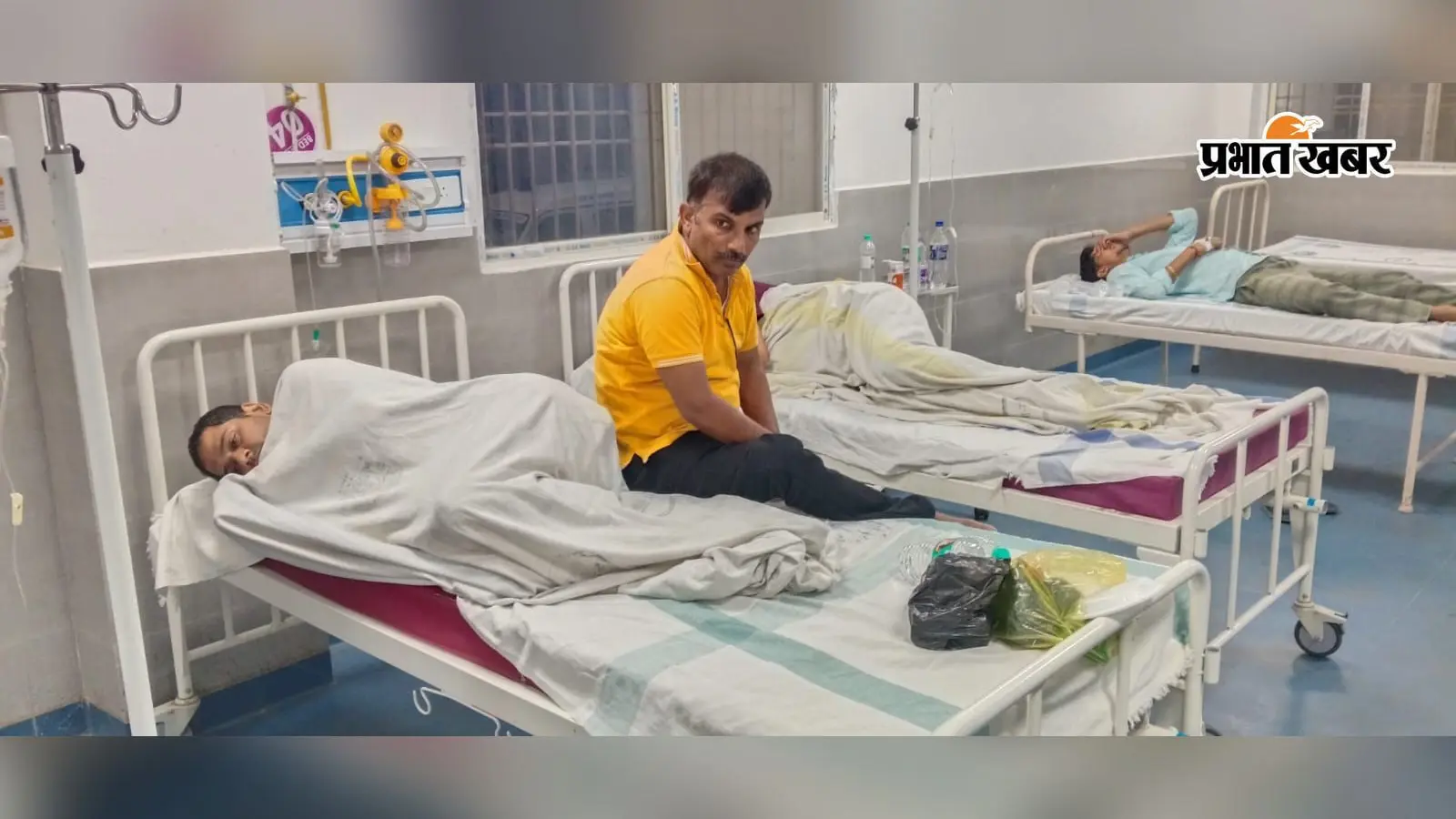 प्रसाद खाने के बाद मुंगेर इंजीनियरिंग कॉलेज के 12 स्टूडेंट, दो शिक्षिका तथा कैग टीम के 3 ऑडिटर हुए बीमार