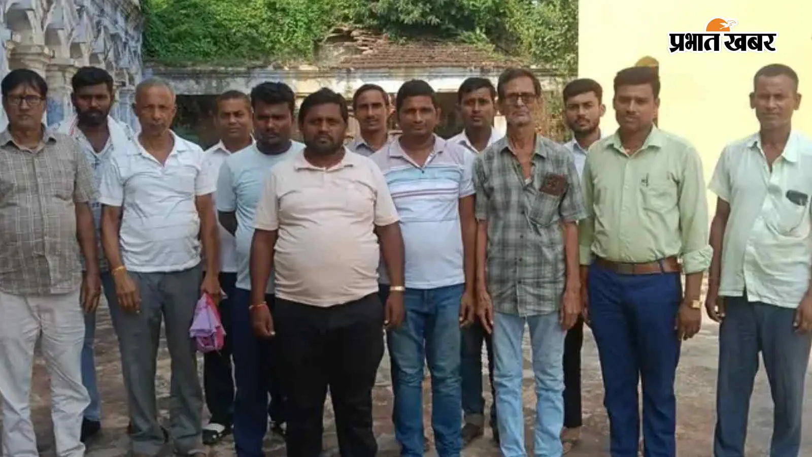 उर्वरक विक्रेता संघ की बैठक, एफओआर व्यवस्था के तहत गोदाम तक खाद पहुंचाने की मांग