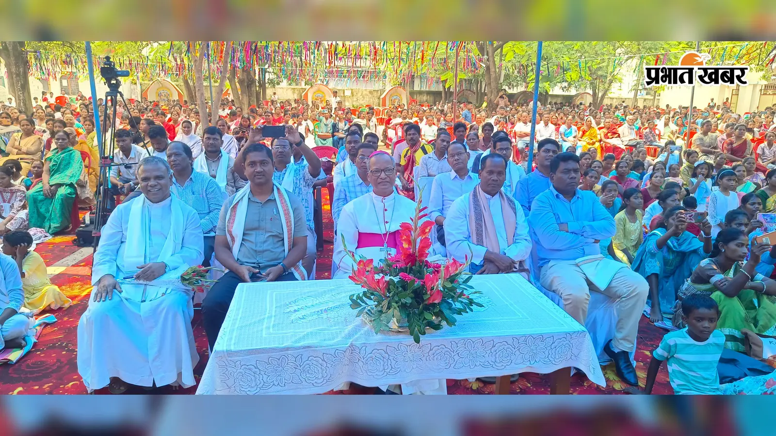संत मिखाइल महागिरजा खूंटी में धूमधाम से मनाया गया पल्ली दिवस, सांस्कृतिक कार्यक्रमों ने मोहा मन