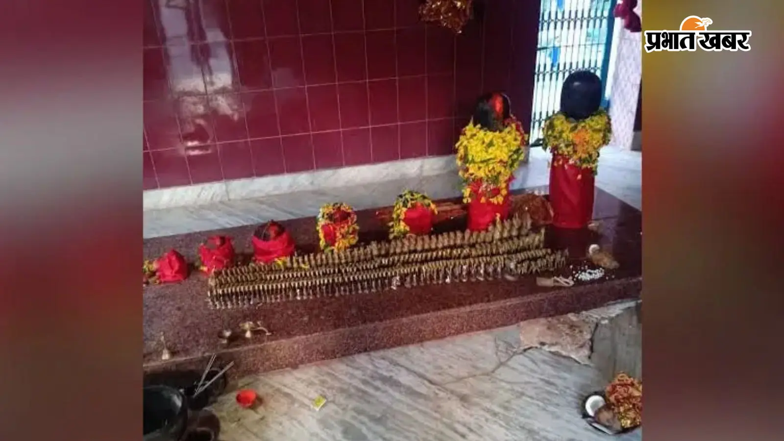 जंगल के बीच आस्था का केंद्र है बाबा वीर कुंवर चेगौना धाम, राहगीरों का भी झुक जाता है शीश