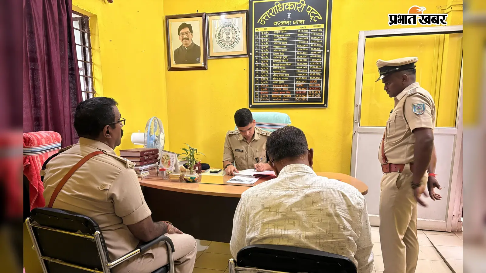 रामगढ़ के बरलंगा थाना के वार्षिक निरीक्षण में SP सख्त, लंबित कांडों के त्वरित निष्पादन और अपराध पर अंकुश के निर्देश