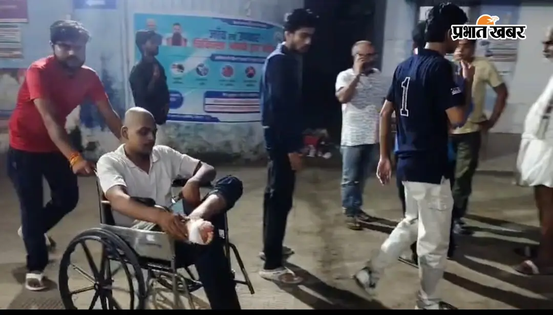 मूर्ति विसर्जन के दौरान विवाद के बाद फायरिंग, युवक के पैर में लगी गोली