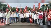 बोकारो में ठेका मजदूरों का बड़ा प्रदर्शन: 40% छंटनी की आशंका के बीच प्रबंधन को दी हड़ताल की चेतावनी