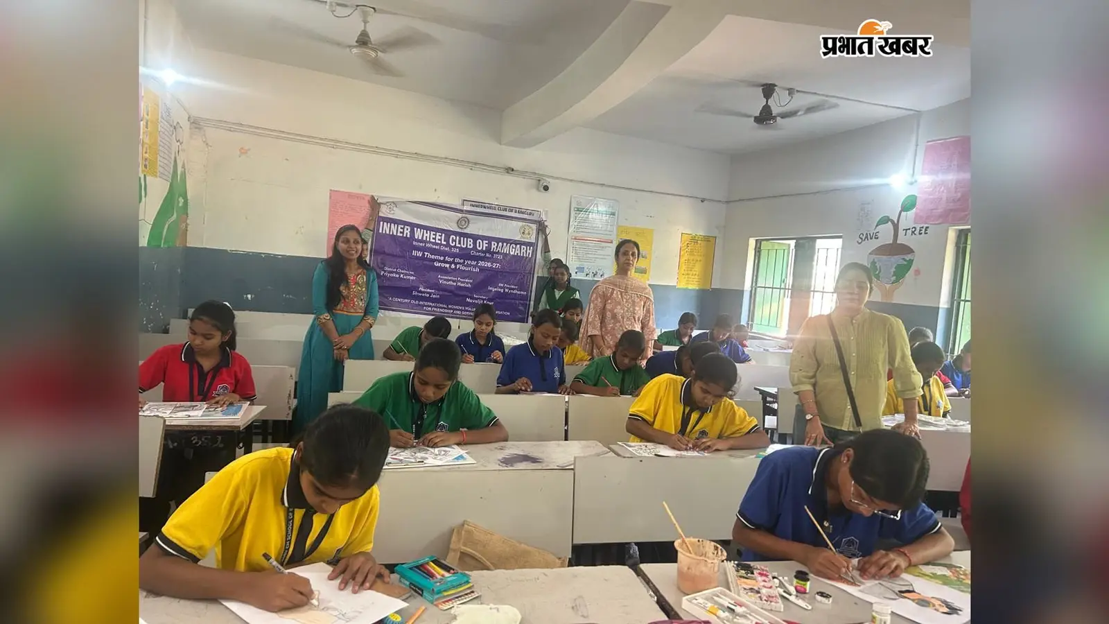 कस्तूरबा विद्यालय में छात्राओं ने चित्रों से दिया नशे को ना, जिंदगी को हां का संदेश