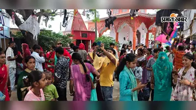 वैशाली के महुआ गणपति महोत्सव में उमड़ी भारी भीड़: 'भूत बंगला' पंडाल बना आकर्षण का मुख्य केंद्र, 30 फीट ऊंची गणेश प्रतिमा के दर्शन को उमड़े श्रद्धालु