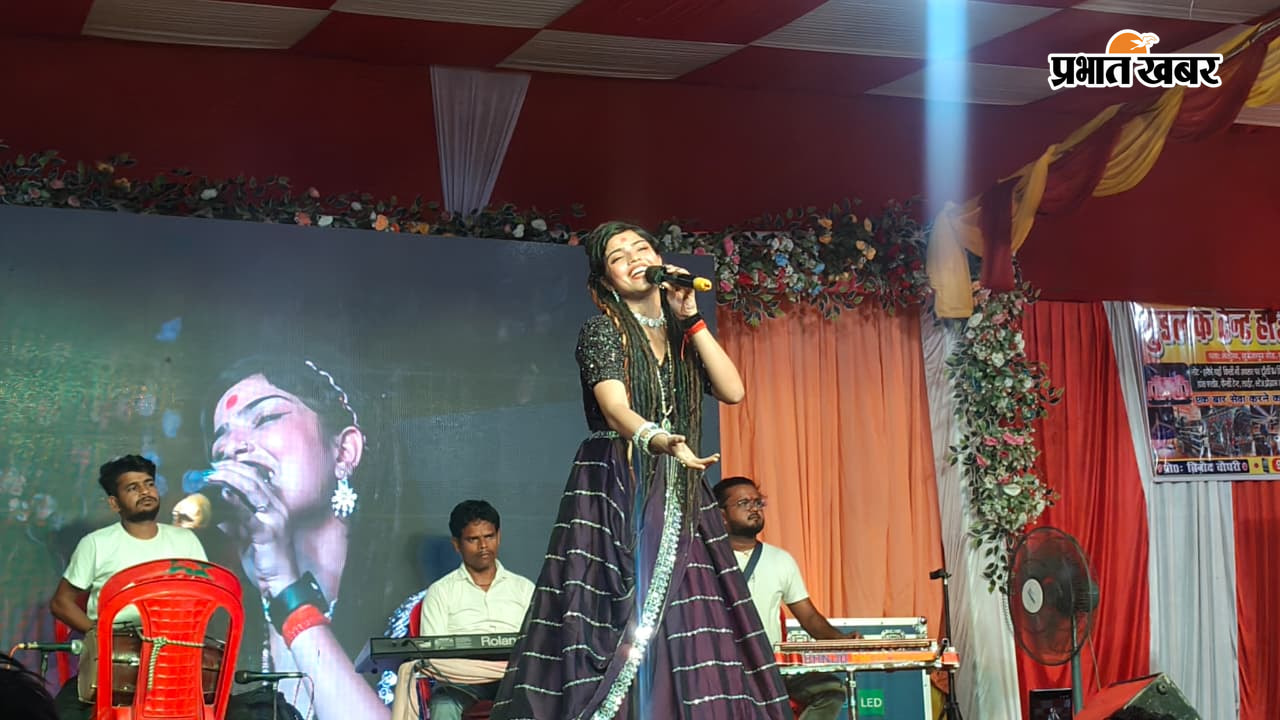 भक्ति जागरण का उदघाटन करते अतिथि | Prabhat Khabar Network