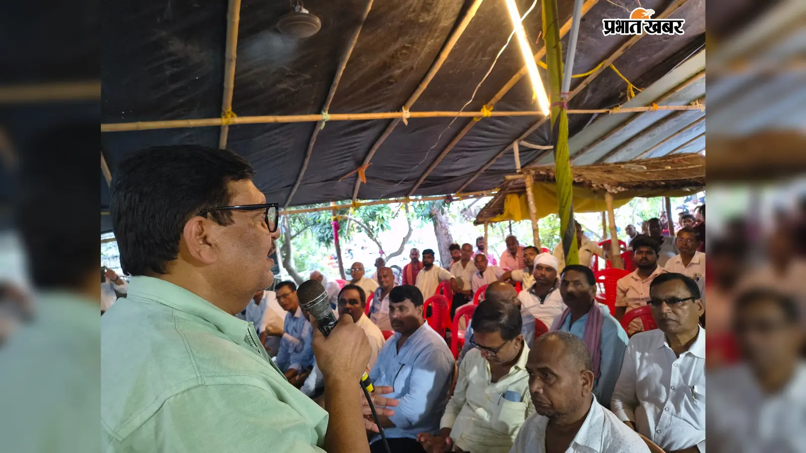 पूर्व मुखिया शशिकांत झा को दी श्रद्धांजलि, वक्ताओं ने बताया सच्चा कम्युनिस्ट योद्धा