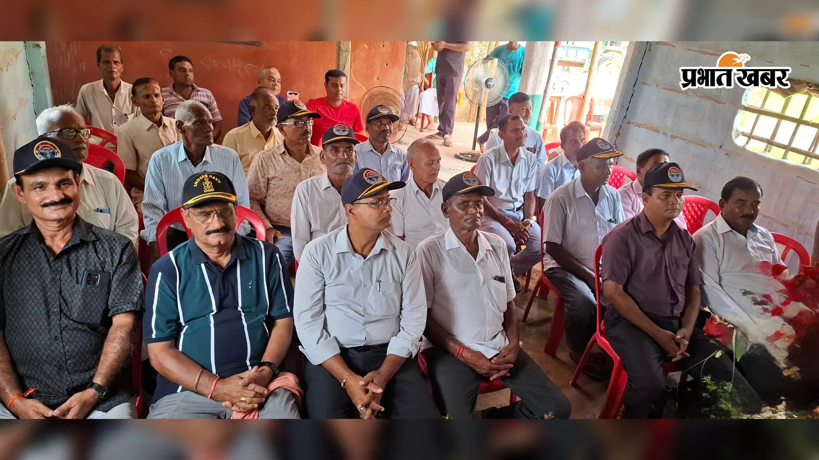 त्रिवेणीगंज में पूर्व सैनिकों का बड़ा जुटान, पेंशन और पुनर्वास की समस्याओं को लेकर कर्नल अमित सिंह से मिलेगा प्रतिनिधिमंडल