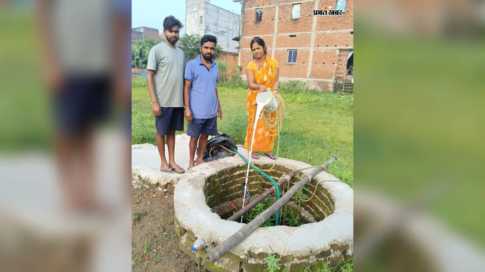 चितरपुर चट्टी बाजार में स्वच्छता अभियान, कुओं व नालियों में डाला ब्लीचिंग पाउडर