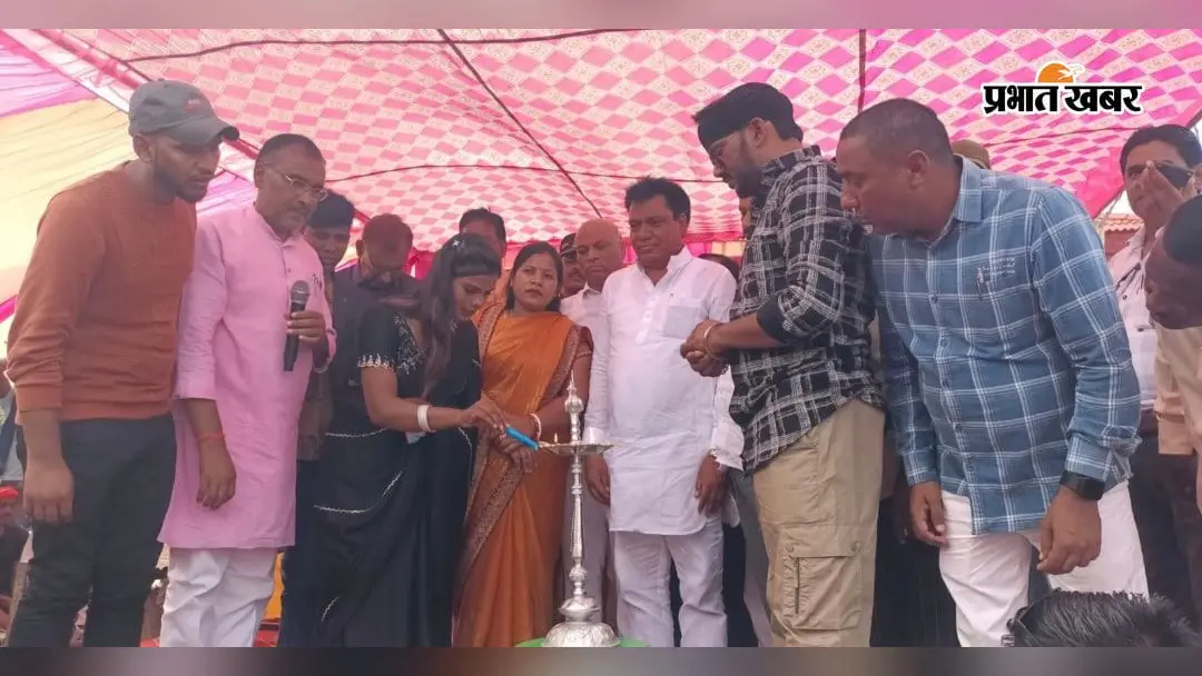 ‘मलय डैम घुमाय देबो’ गीत का प्रमोशन, क्रिएटर मिलन समारोह में सम्मानित हुए कलाकार