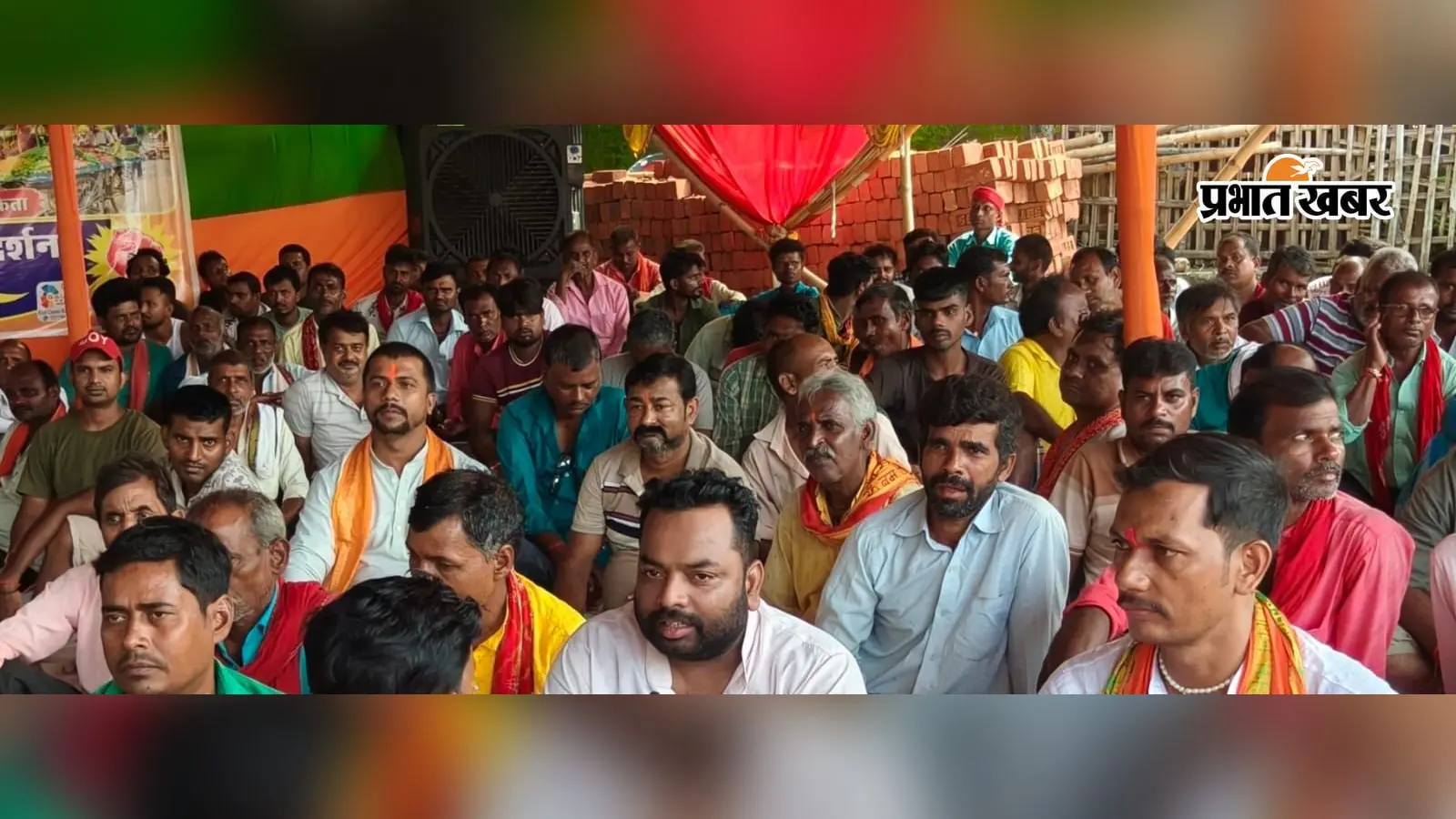 रामनगर में क्यों जारी है फुटकर विक्रेताओं का धरना? स्थायी मंडी की मांग पर तीसरे दिन भी प्रदर्शन