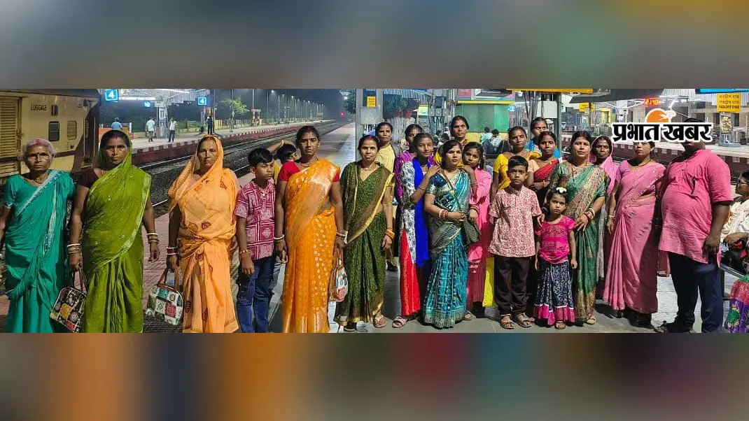 मायापुर में भक्तिमय माहौल में मना राधाष्टमी महोत्सव, साहिबगंज से पहुंचे सैकड़ों श्रद्धालु