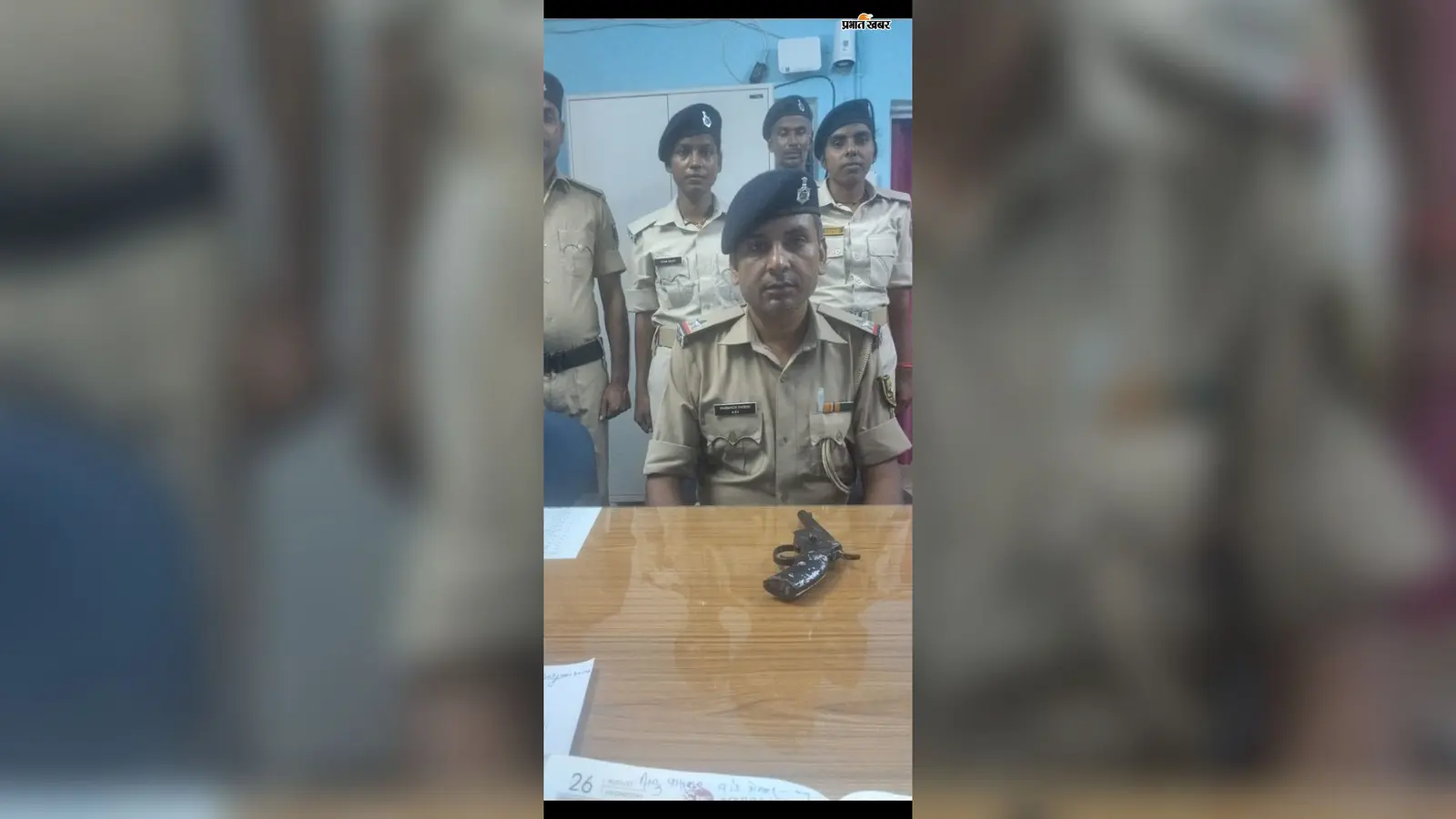 अस्थावां में देशी कट्टा के साथ दो गिरफ्तार, पुलिस को देखते ही टेम्पो छोड़कर भागे; पुलिस ने पीछा कर पकड़ा