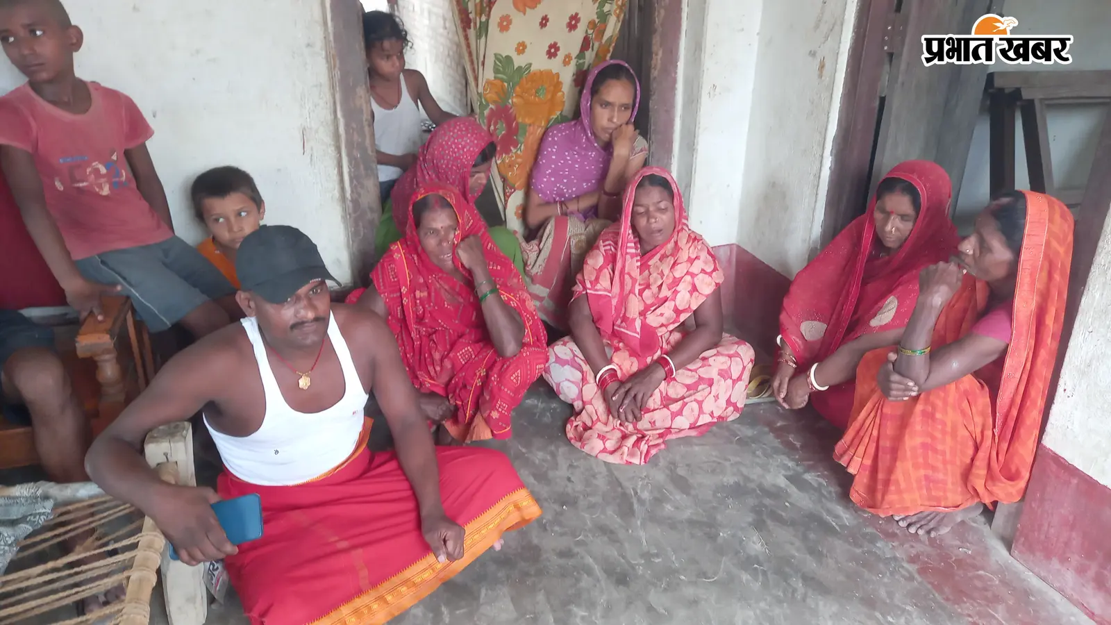 गांधीधाम-मुंद्रा हाईवे पर सारण के दो युवकों को ट्रक ने रौंदा, चालक और सह-चालक की मौत
