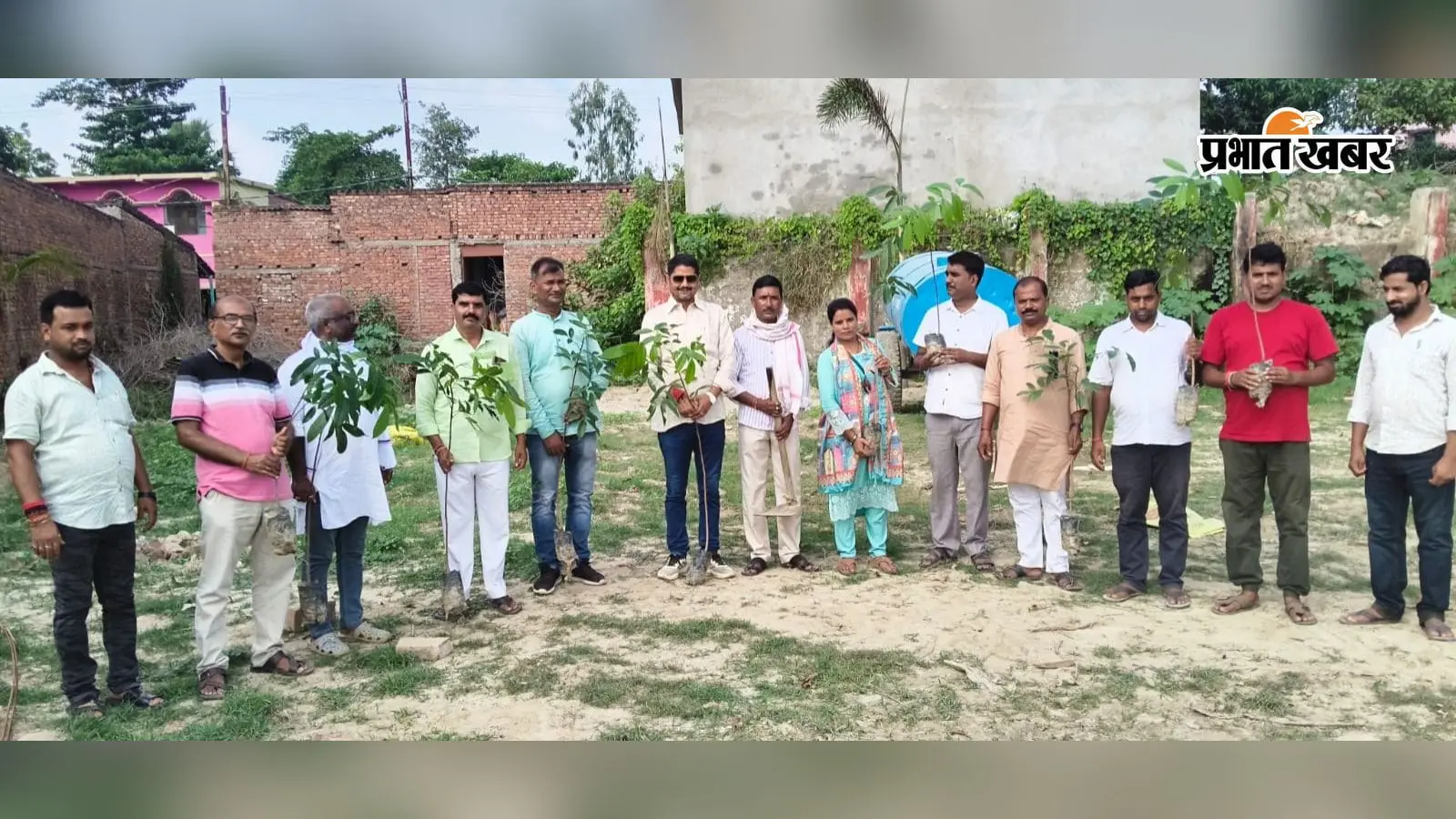शिवहर में सेवा संकल्प अभियान की धूम! श्रीराम मंदिर परिसर में भाजपा ने चलाया सफाई अभियान, रोपे गए फलदार-छायादार पौधे