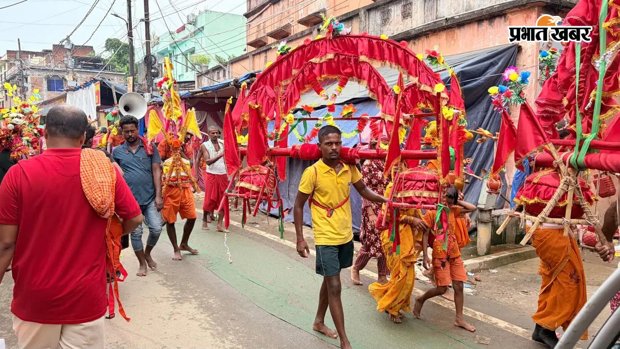 अढ़इया मेले से पहले कांवरिया पथ पर गूंजा बाबा बैद्यनाथ का जयकारा, सवा लाख ने किया जलार्पण