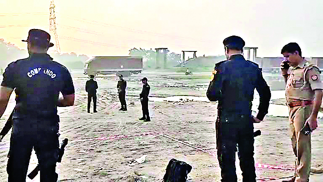 घटनास्थल पर मौजूद एटीएस की टीम | प्रभात खबर