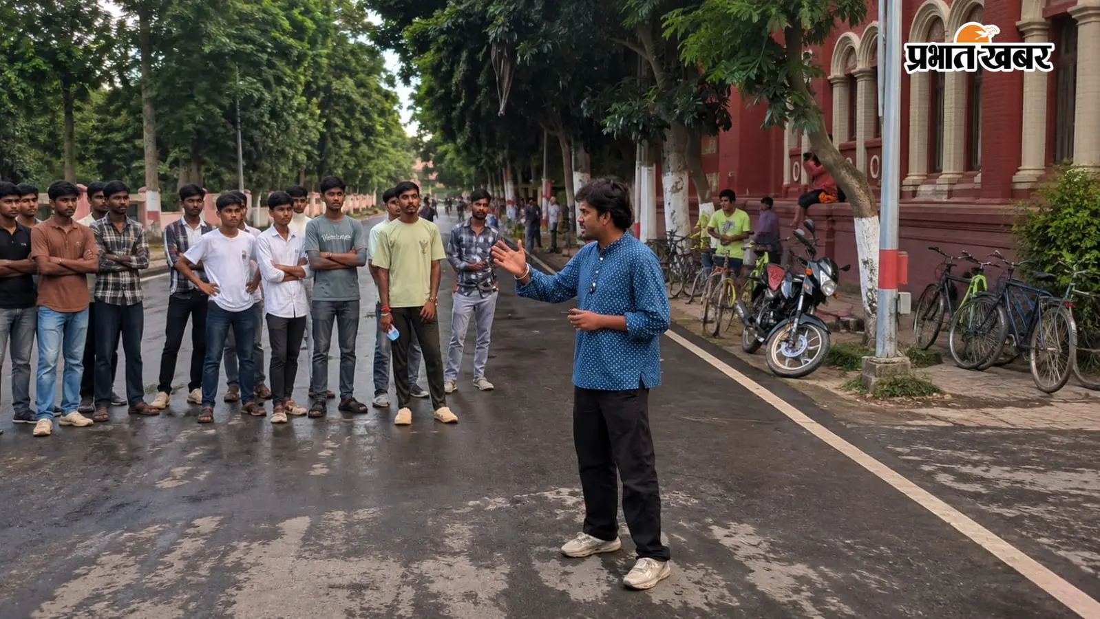 कला है, प्रतिभा है, लेकिन मंच कहां? दरभंगा में नुक्कड़ नाटक से उठी कलाकारों की आवाज