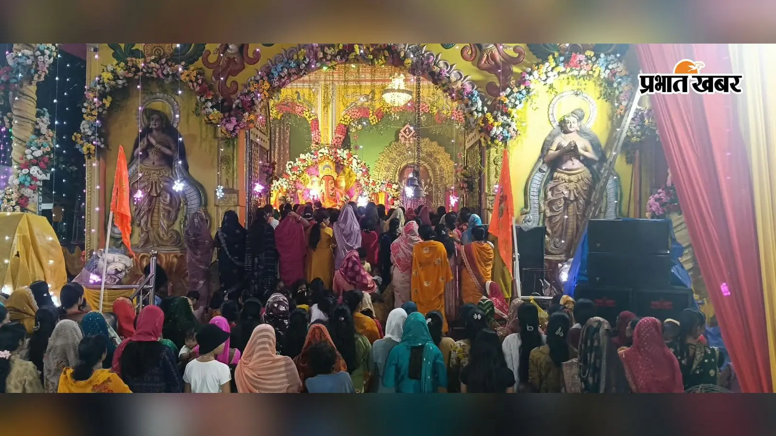 खूंटी के महादेव मंडा में गणपति महोत्सव की धूम, प्रसाद लेने उमड़ी श्रद्धालुओं की भीड़