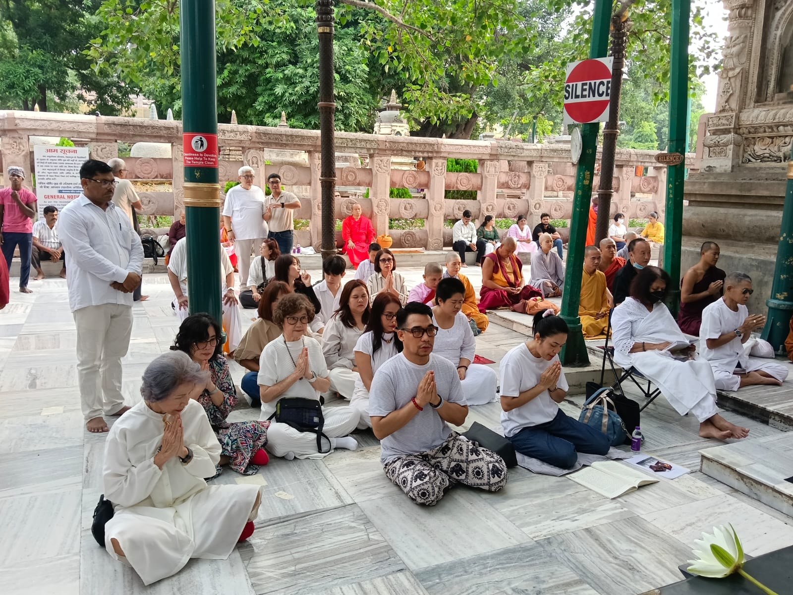 बोधगया में थाईलैंड का 28 सदस्यीय दल
