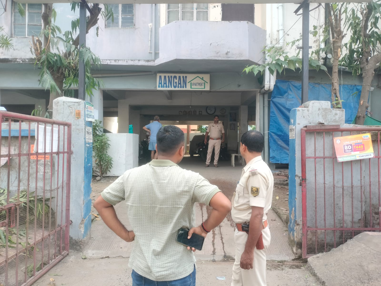 मौके पर पहुंची पुलिस