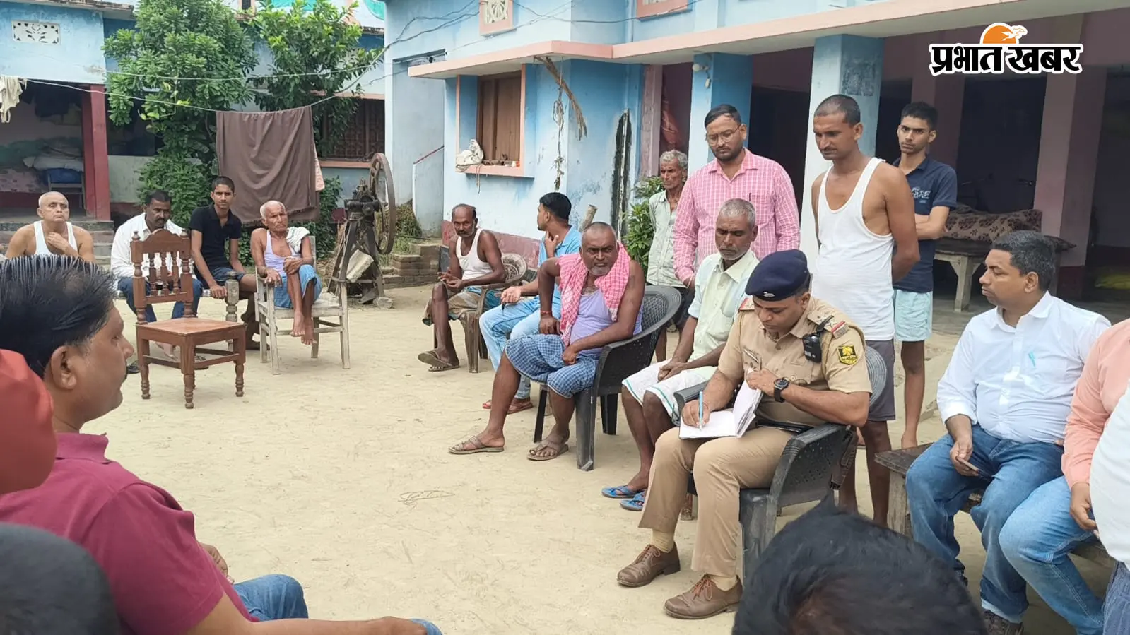 सारण के पानापुर में दो घरों में चोरी, 30 लाख के गहने और नकदी ले उड़े चोर; कमरे बाहर से किए बंद