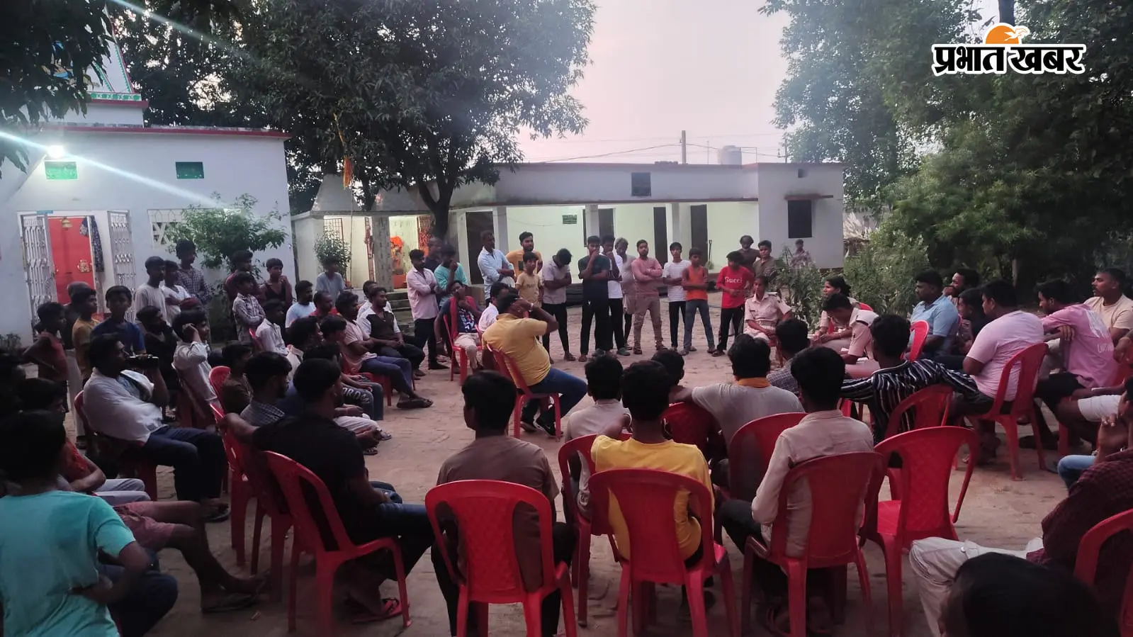 गोपालगंज: थावे में महावीरी अखाड़े को लेकर शांति समिति की बैठक, DJ और घातक हथियारों पर रोक