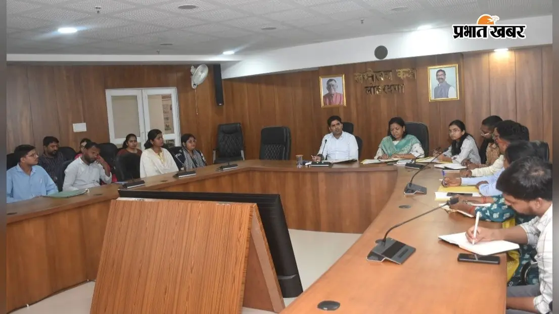 लोहरदगा जिला पुस्तकालय में छात्रों के लिए बढ़ेंगी सुविधाएं, कैंटीन, RO वाटर और रात्रि प्रहरी की होगी व्यवस्था