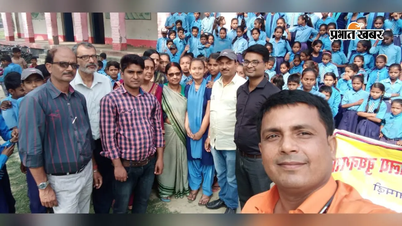 सड़क हादसे में डेढ़ साल पहले हुई शिक्षक की मौत, अब विभाग ने ट्रेनिंग से गैरहाजिरी पर भेजा शोकॉज