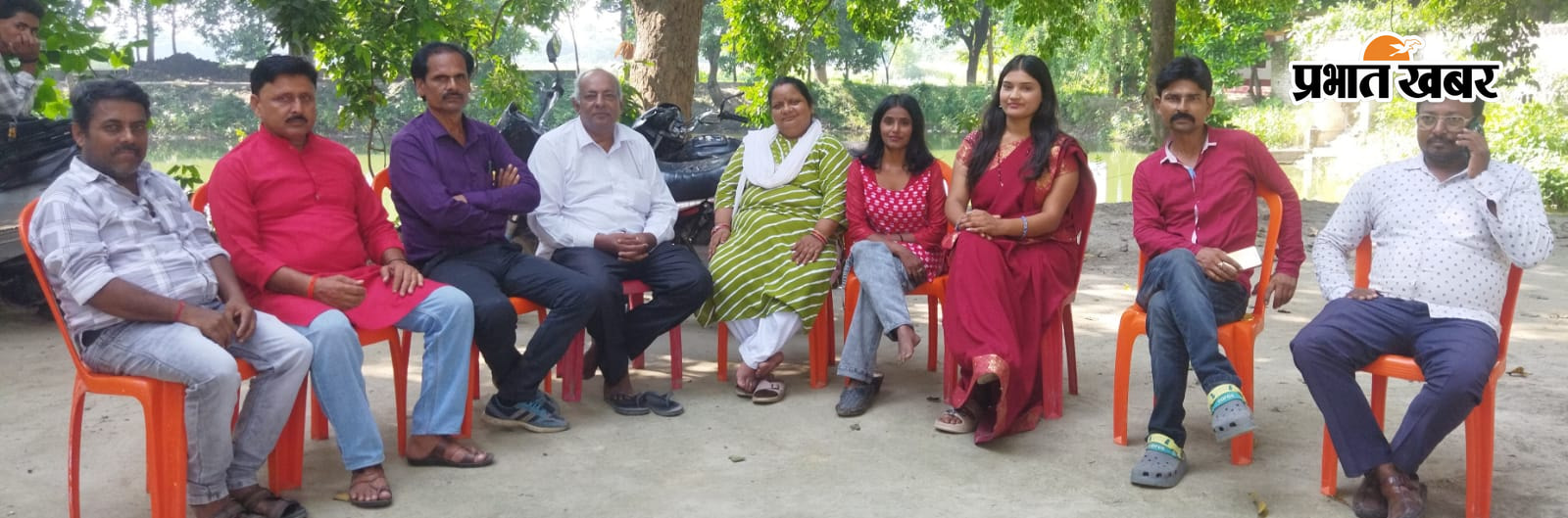 बैठक करते कलाकार | Prabhat Khabar Network
