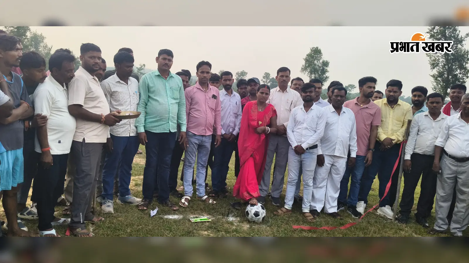 बिरसा मुंडा फुटबॉल टूर्नामेंट का हुआ शुभारंभ, झारखंड-बिहार की टीमें लेंगी हिस्सा