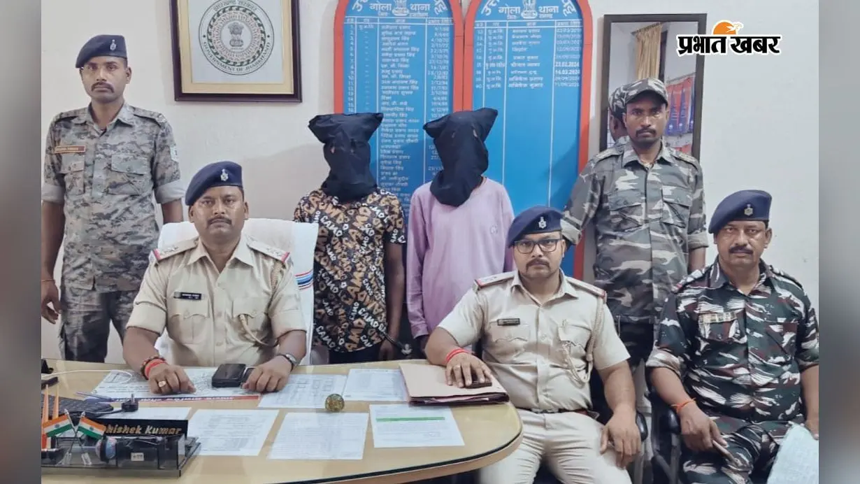 अवैध शराब कारोबार में फरार दो आरोपी गिरफ्तार, घर से दबोचे गये