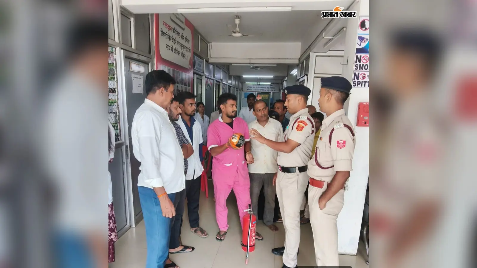 औरंगाबाद : अग्निशमन विभाग का मॉकड्रिल, झुग्गी बस्ती से अस्पताल और दुकानों तक लोगों को बताए आग से बचाव के तरीके