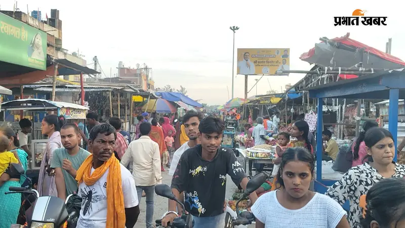 गेड़ाबाड़ी बाजार में अतिक्रमण से रोज लग रहा जाम, सर्विस रोड पर दुकानदारों का कब्जा