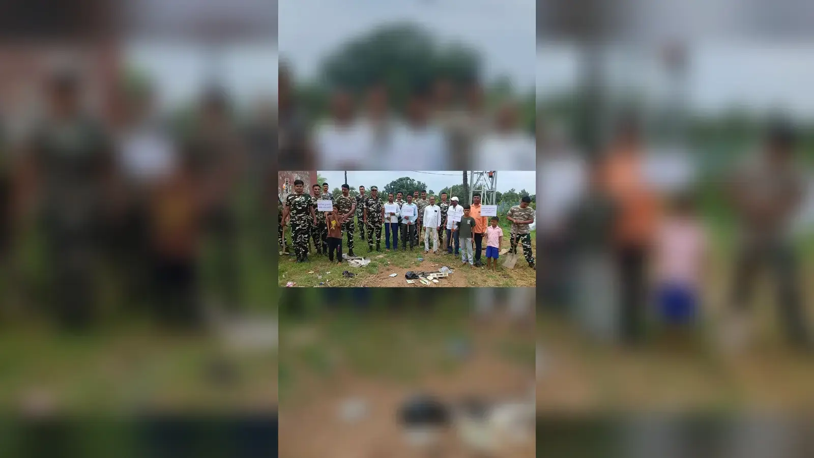 एसएसबी जवानों ने दुर्गा मंदिर परिसर में चलाया स्वच्छता अभियान